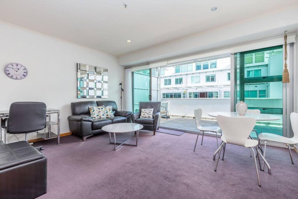 Seaview Waterfront Hotel Apt Окленд Екстер'єр фото
