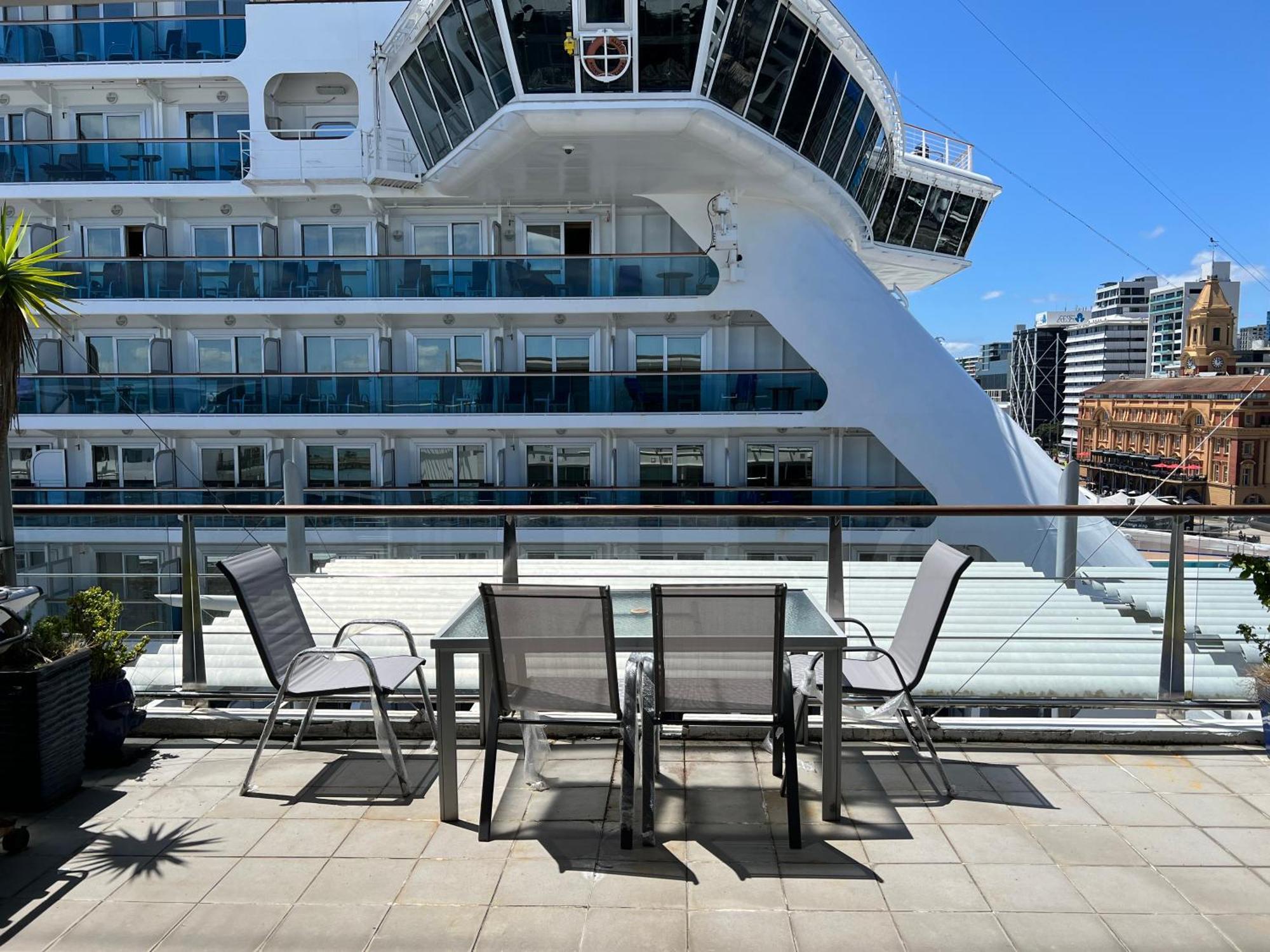 Seaview Waterfront Hotel Apt Окленд Екстер'єр фото